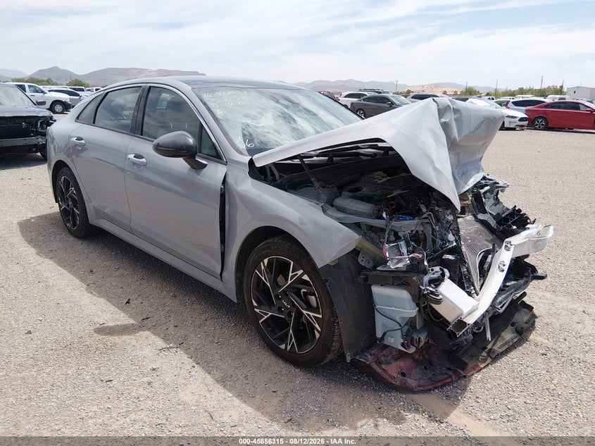Photo of the 2025 KIA K5 GT-LINE