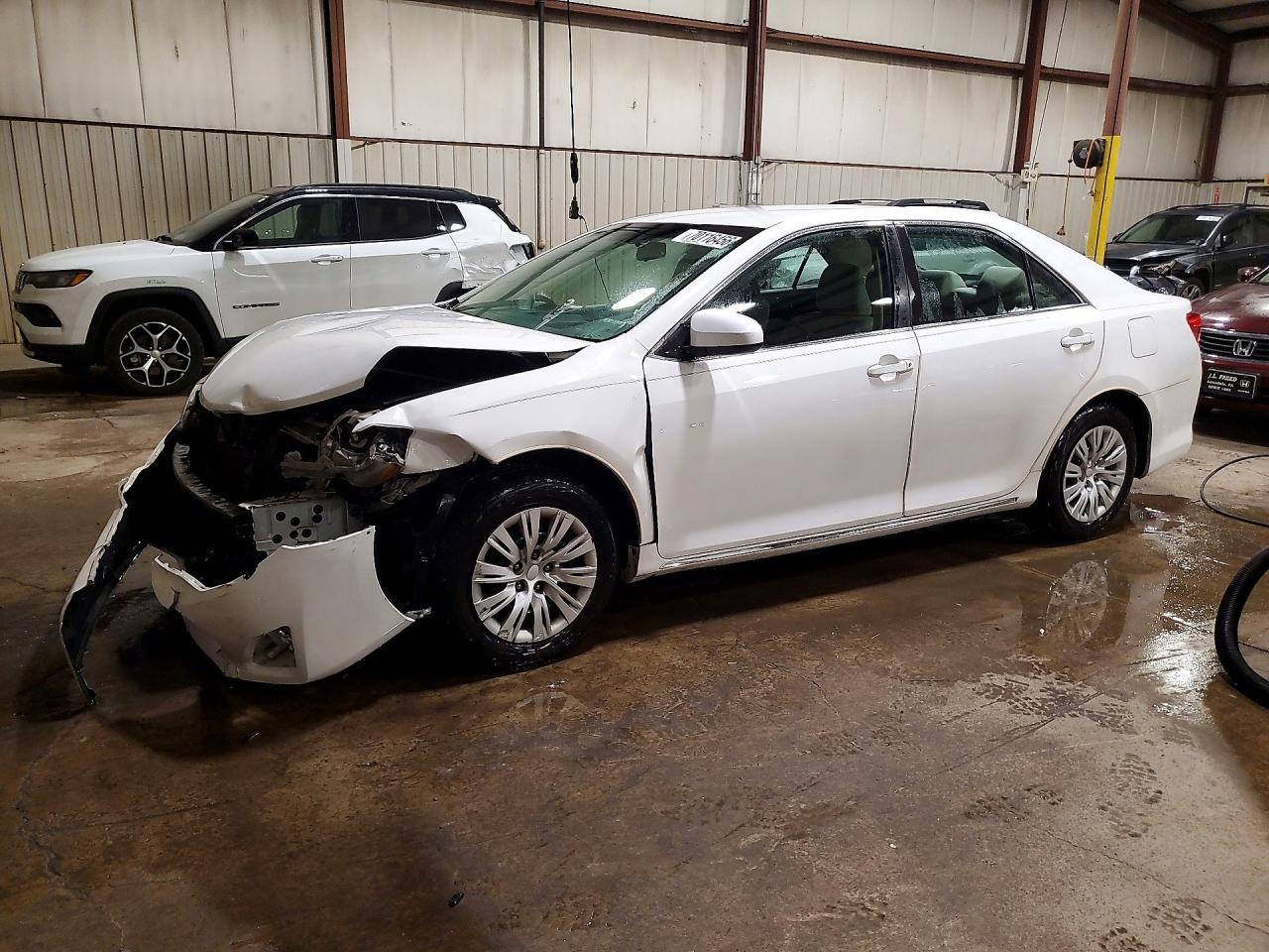 Photo of the 2012 TOYOTA CAMRY LE