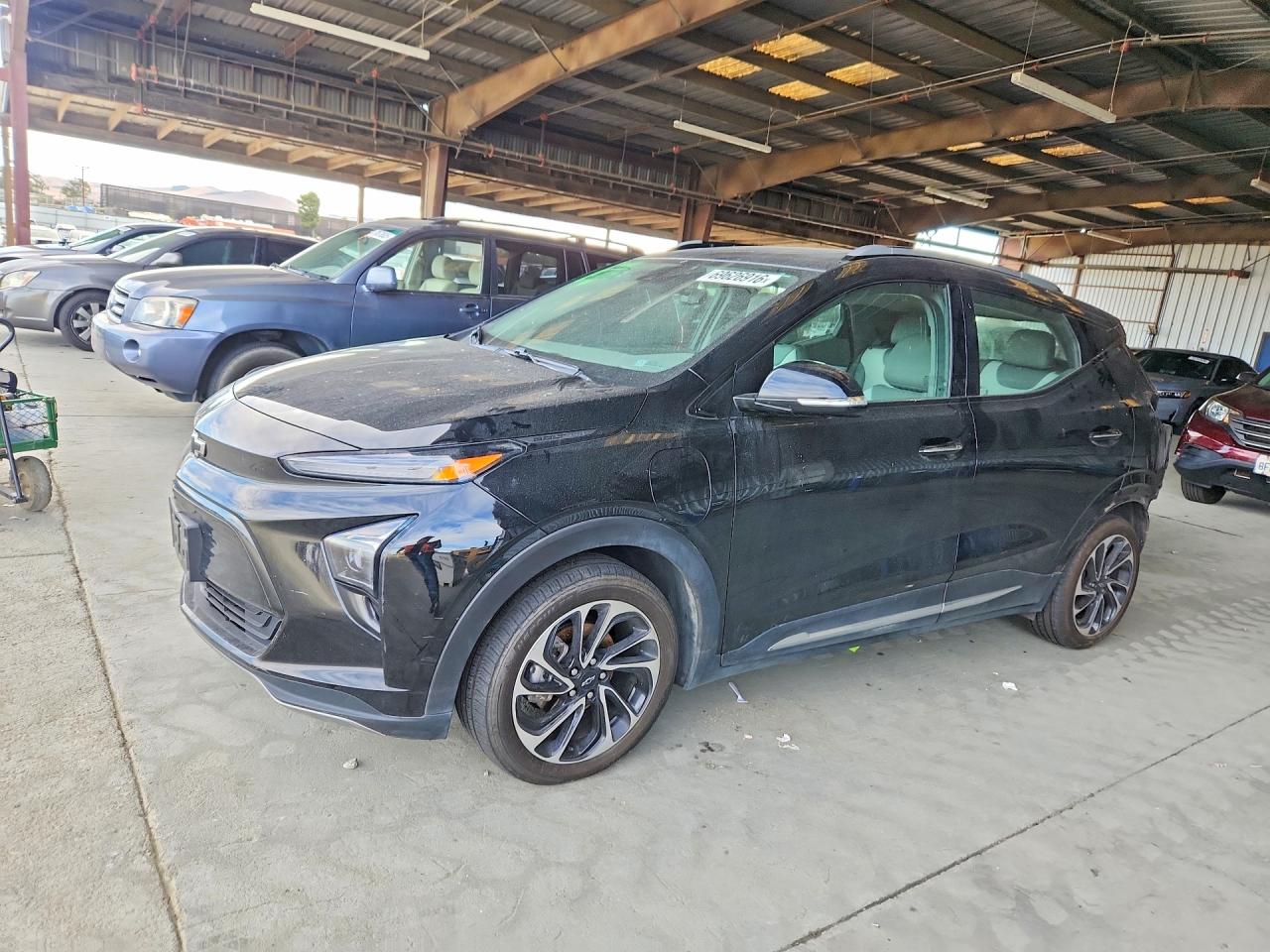 Photo of the 2022 CHEVROLET BOLT EUV PREMIER