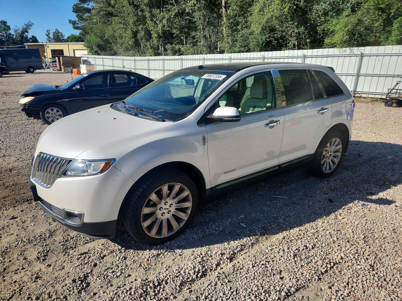 Photo of the 2014 LINCOLN MKX