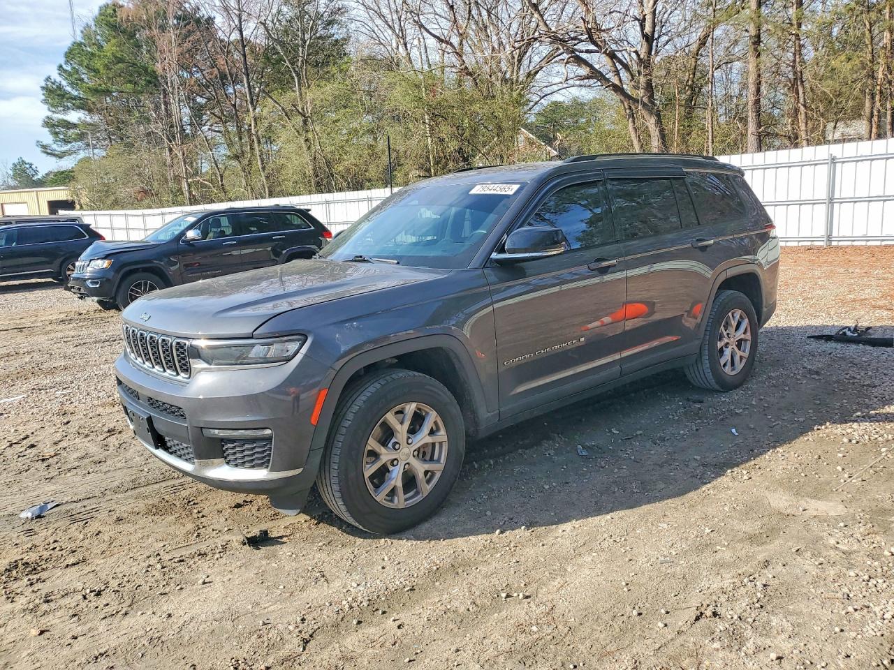 Photo of the 2021 JEEP GRAND CHEROKEE L LIMITED