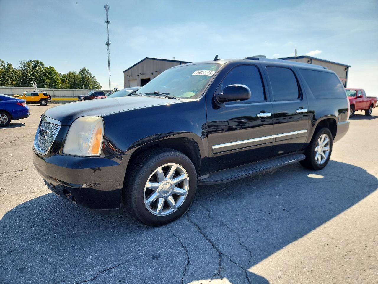 Photo of the 2011 GMC YUKON XL DENALI