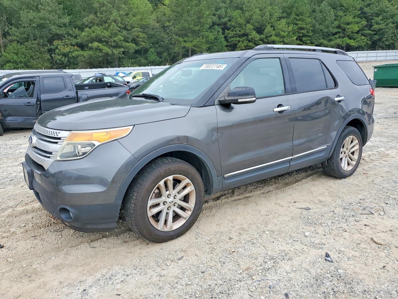 Photo of the 2015 FORD EXPLORER XLT