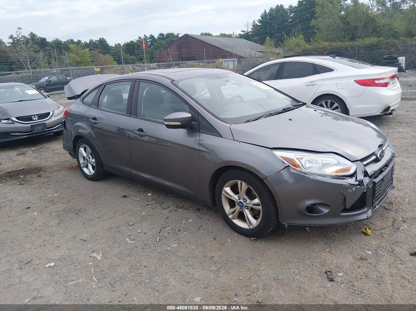Photo of the 2013 FORD FOCUS SE