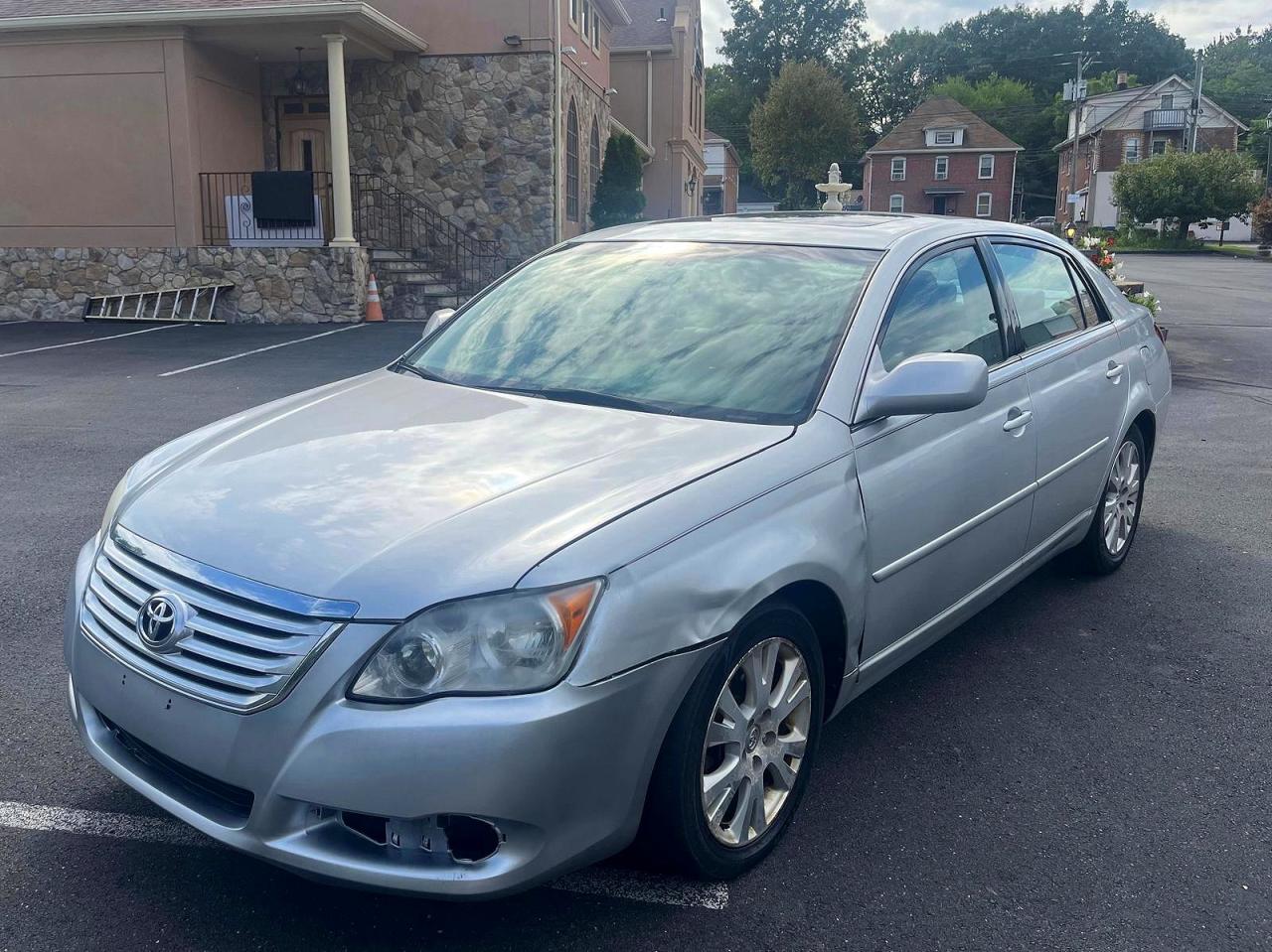 Photo of the 2009 TOYOTA AVALON XLS