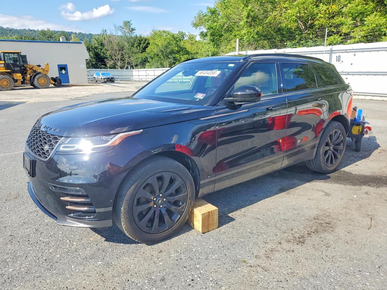 Photo of the 2019 LAND ROVER RANGE ROVER VELAR R-DYNAMIC SE