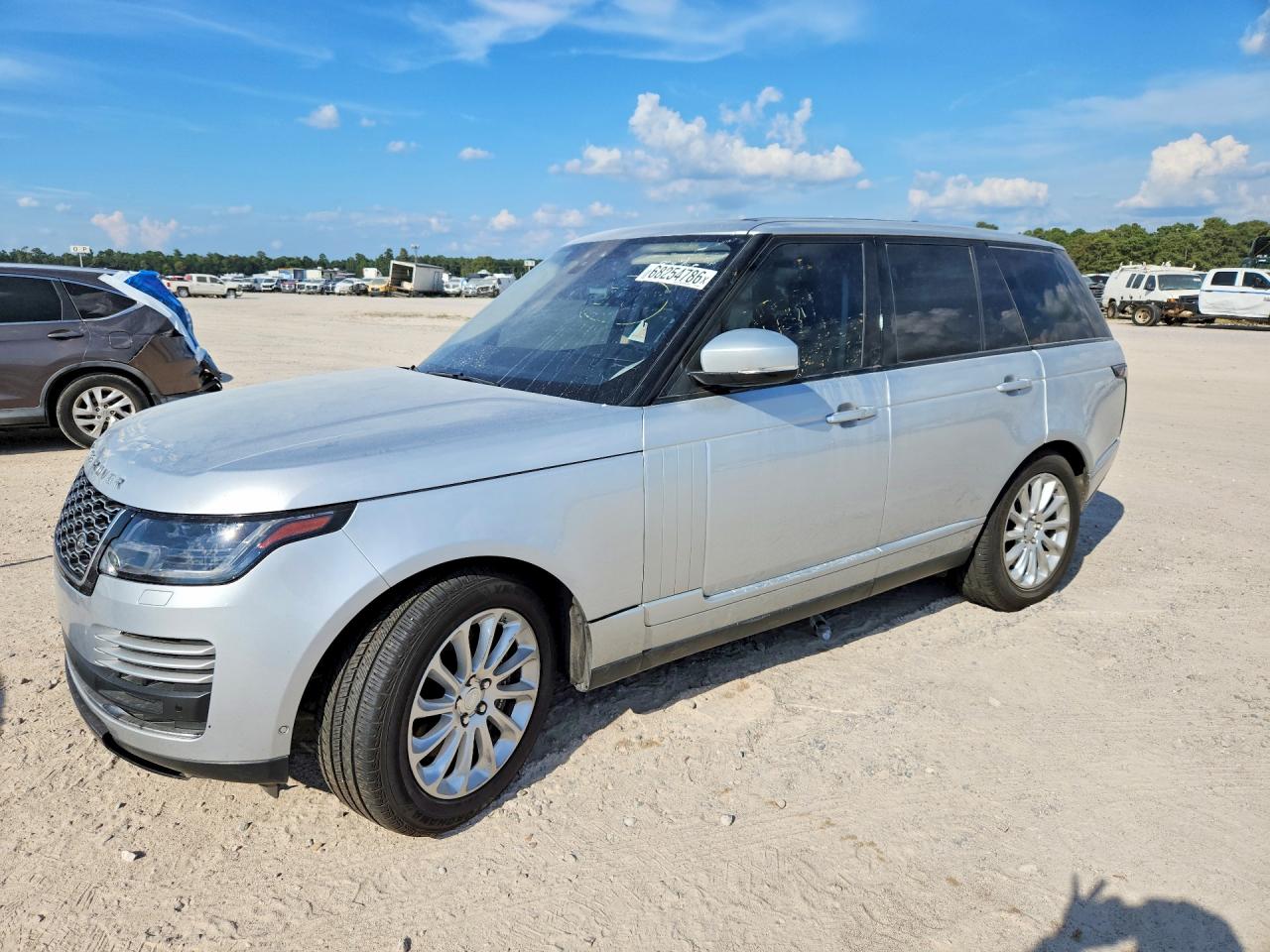 Photo of the 2020 LAND ROVER RANGE ROVER HSE