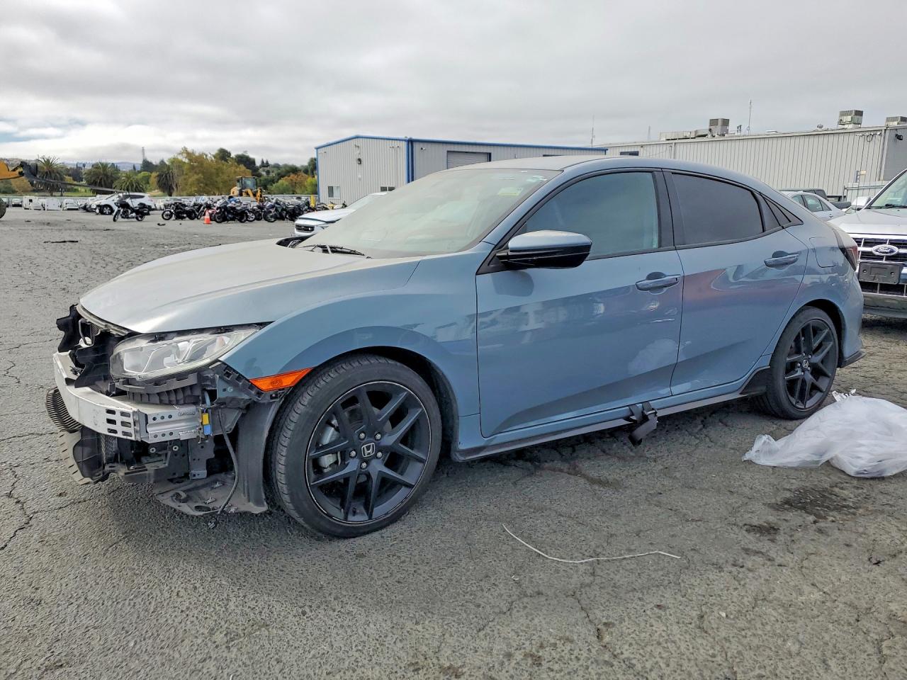 Photo of the 2018 HONDA CIVIC SPORT