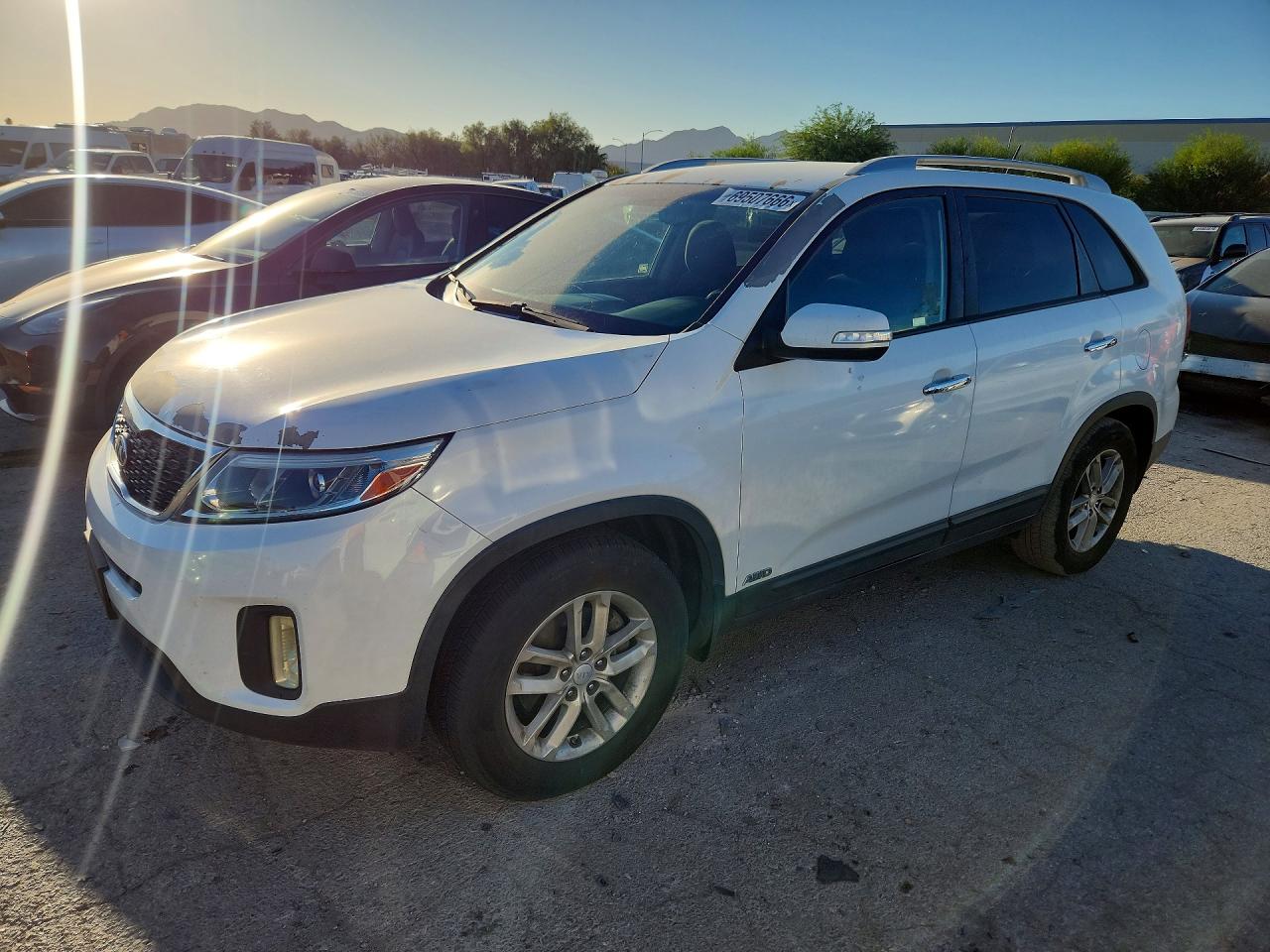 Photo of the 2014 KIA SORENTO LX