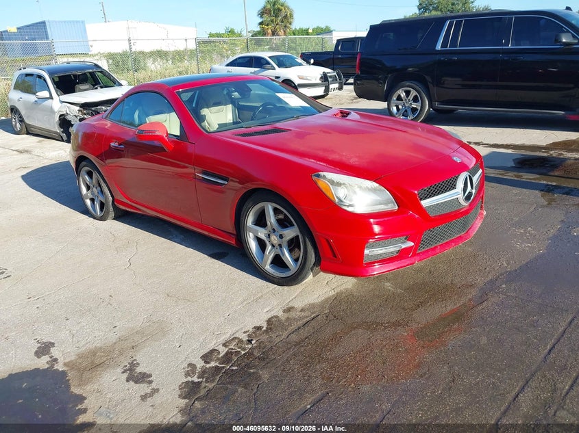 Photo of the 2013 MERCEDES-BENZ SLK 250
