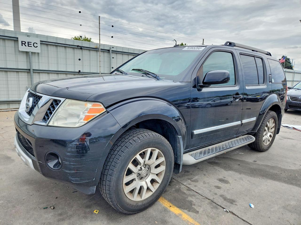 Photo of the 2012 NISSAN PATHFINDER S