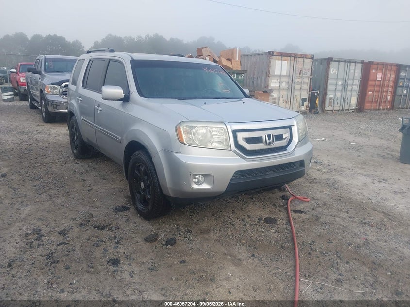 Photo of the 2011 HONDA PILOT TOURING