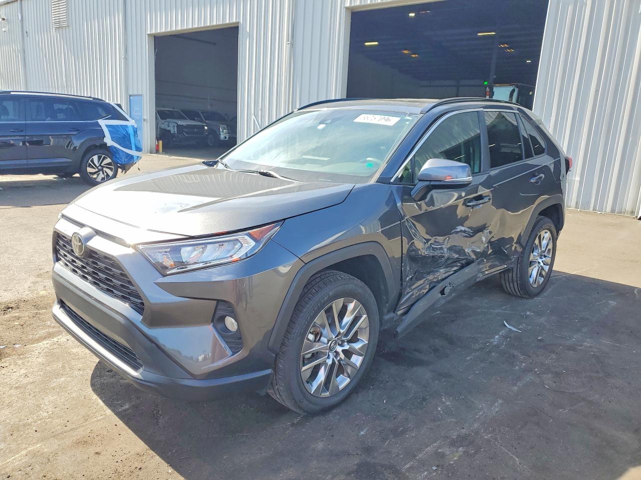 Photo of the 2020 TOYOTA RAV4 XLE PREMIUM