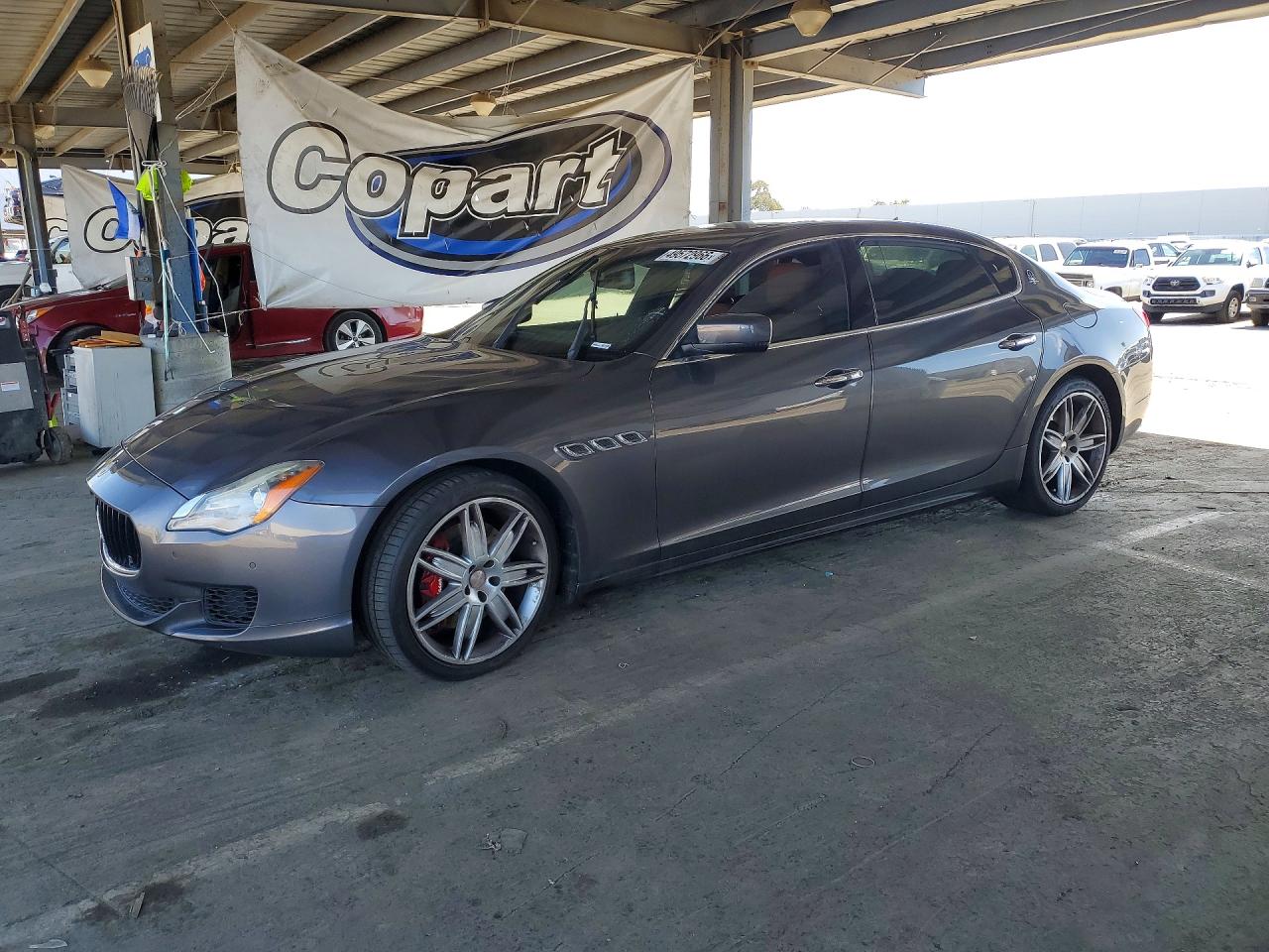 Photo of the 2015 MASERATI QUATTROPORTE S