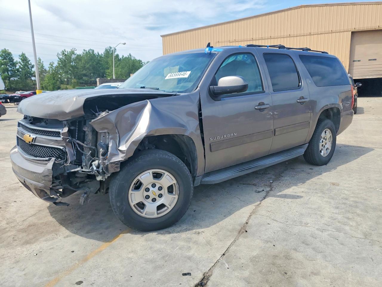 Photo of the 2013 CHEVROLET SUBURBAN K1500 LT