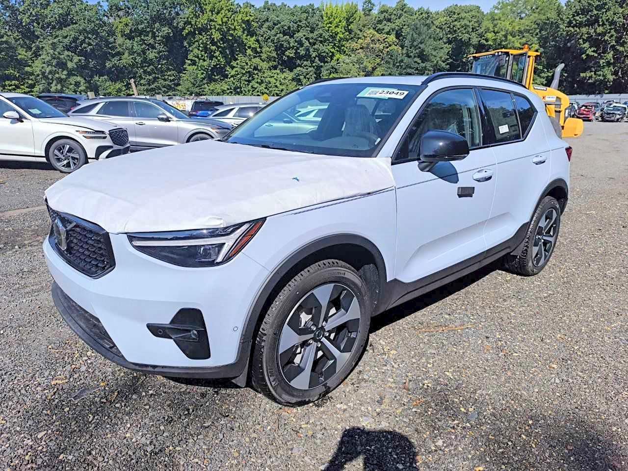 Photo of the 2026 VOLVO XC40 PLUS
