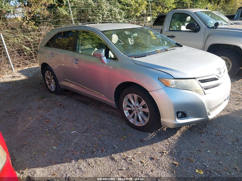 Photo of the 2014 TOYOTA VENZA LE