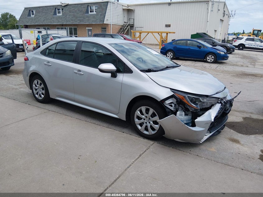 Photo of the 2022 TOYOTA COROLLA LE