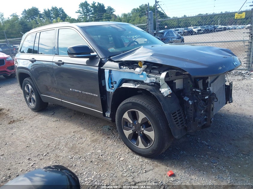 Photo of the 2022 JEEP GRAND CHEROKEE 4XE LIMITED 4X4