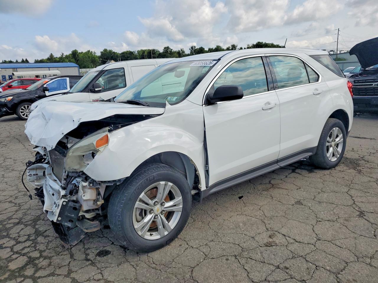 Photo of the 2014 CHEVROLET EQUINOX LS