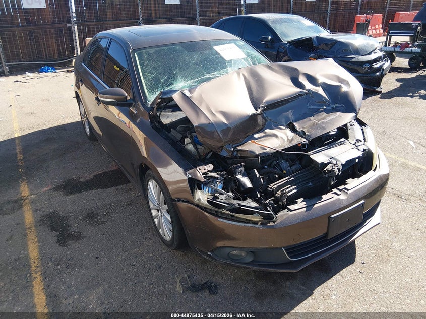 Photo of the 2014 VOLKSWAGEN JETTA 2.0L TDI