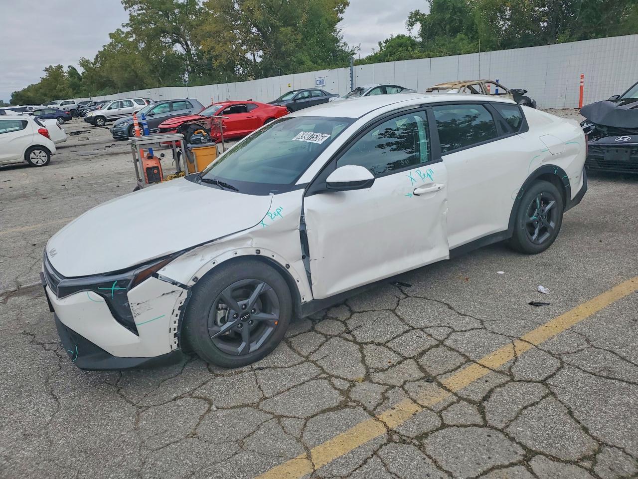 Photo of the 2026 KIA K4 LXS