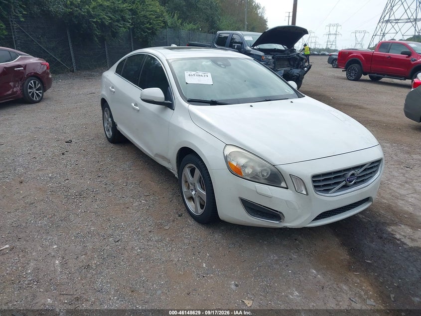 Photo of the 2012 VOLVO S60 T5