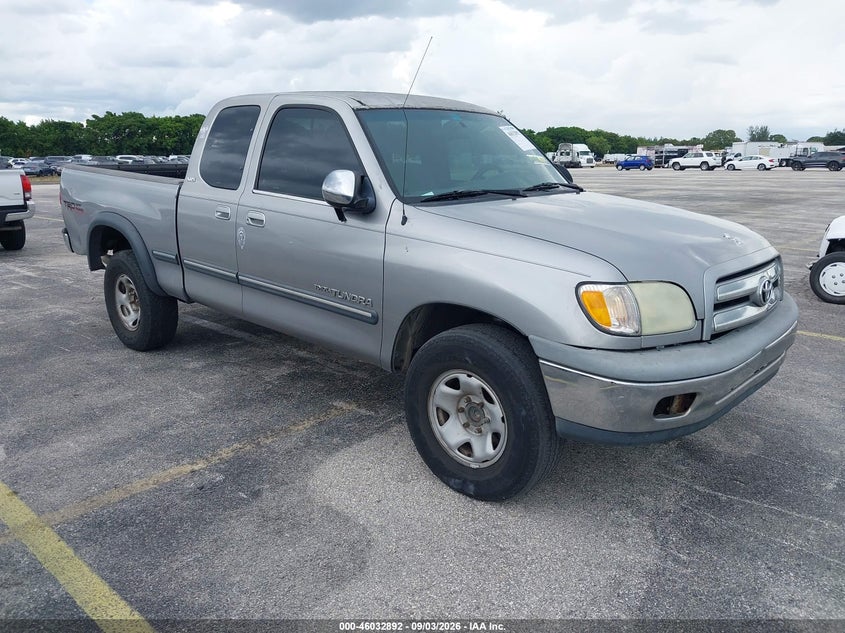Photo of the 2003 TOYOTA TUNDRA SR5 V8