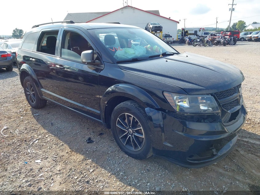 Photo of the 2018 DODGE JOURNEY SE