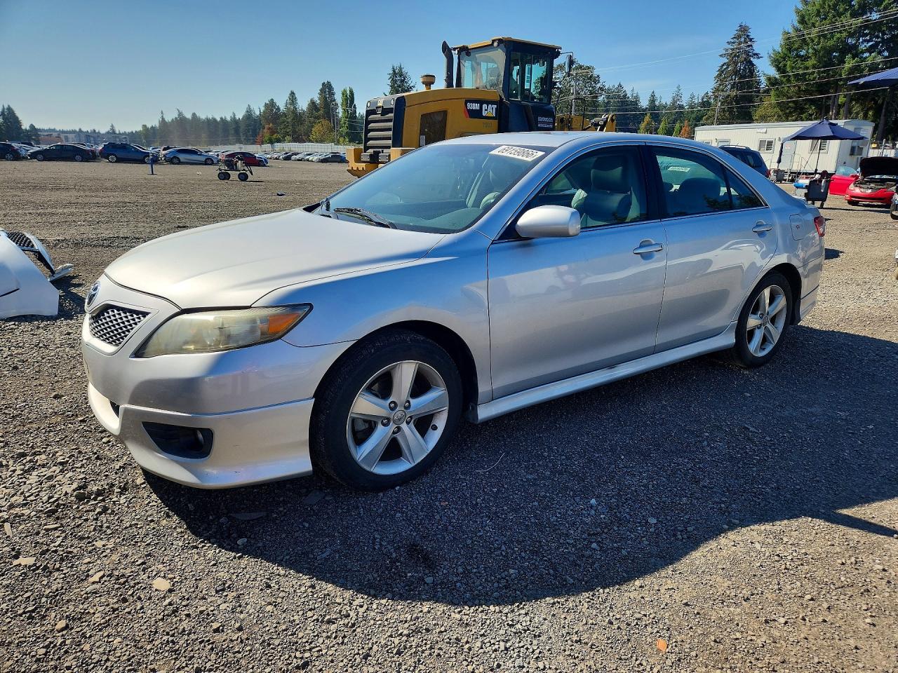 Photo of the 2010 TOYOTA CAMRY SE V6