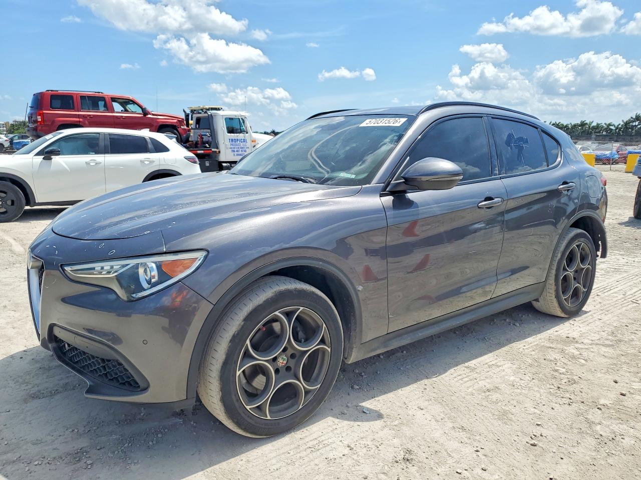 Photo of the 2018 ALFA ROMEO STELVIO SPORT