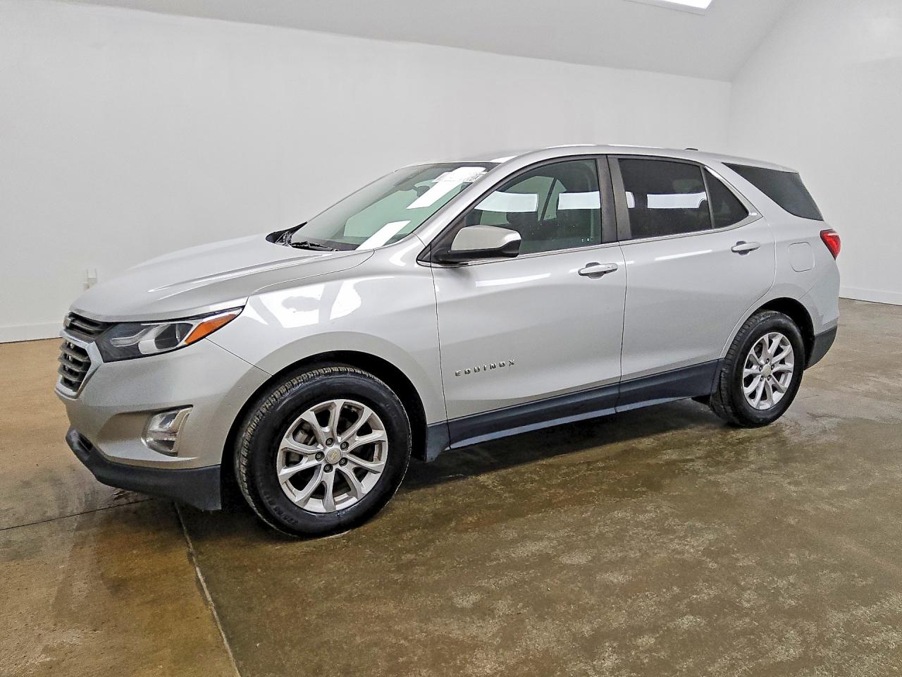 Photo of the 2021 CHEVROLET EQUINOX LT