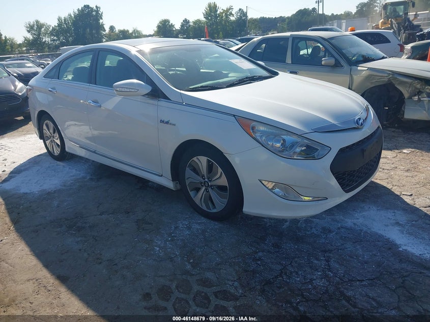 Photo of the 2015 HYUNDAI SONATA HYBRID LIMITED