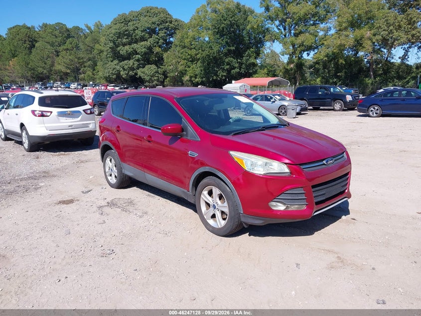 Photo of the 2014 FORD ESCAPE SE