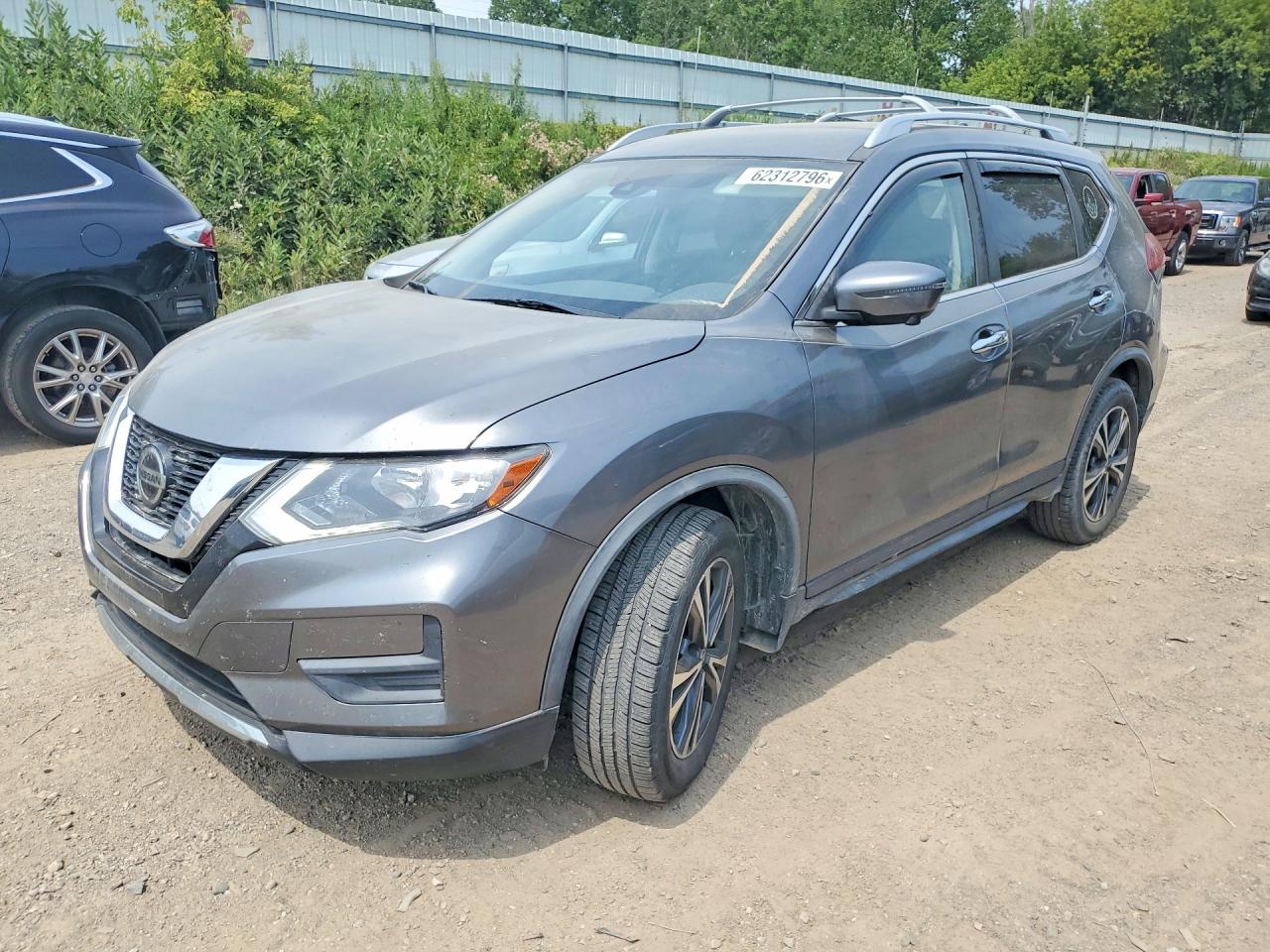 Photo of the 2019 NISSAN ROGUE SV