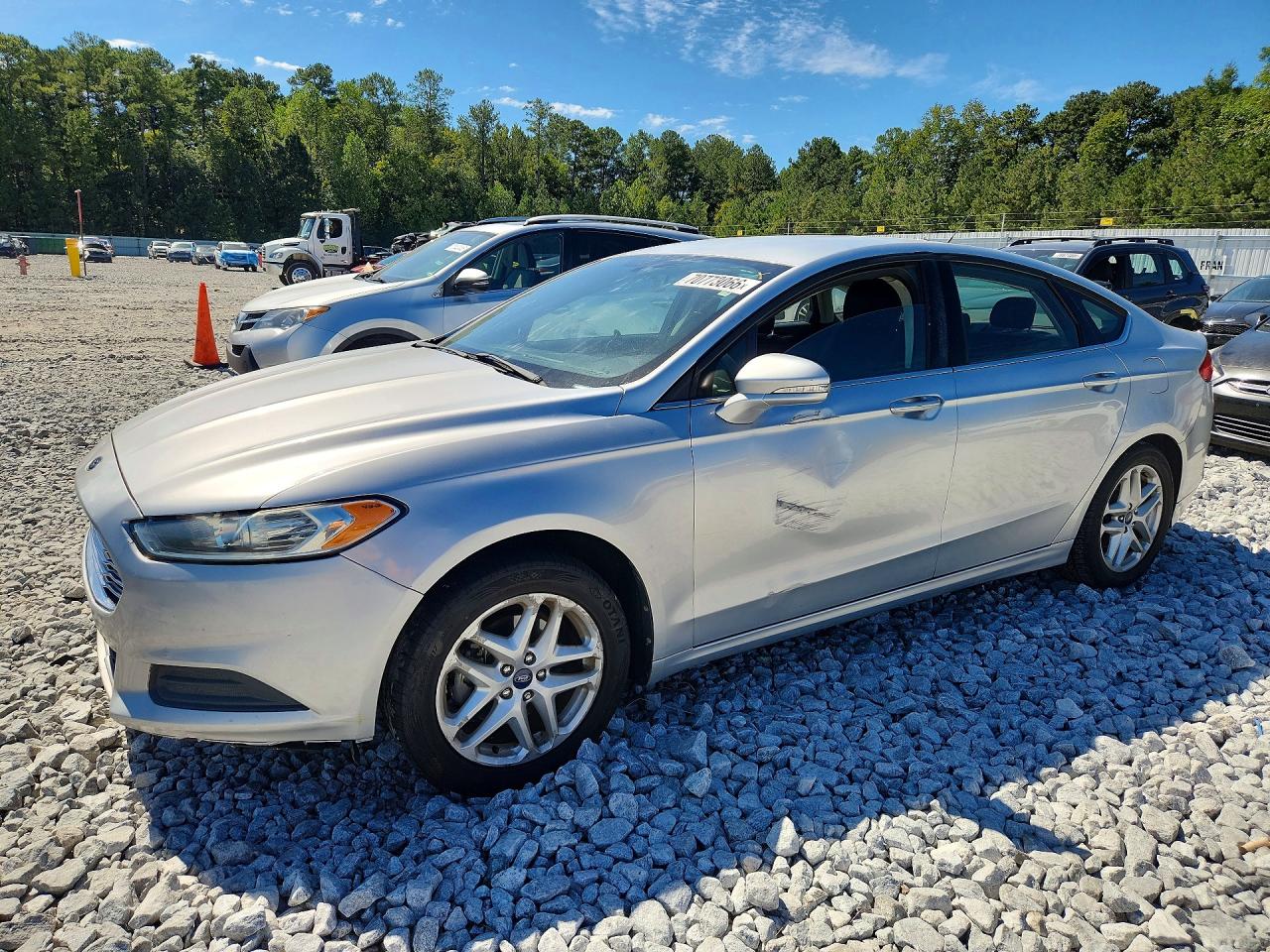 Photo of the 2014 FORD FUSION SE