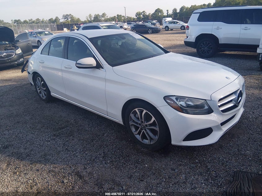 Photo of the 2017 MERCEDES-BENZ C 300