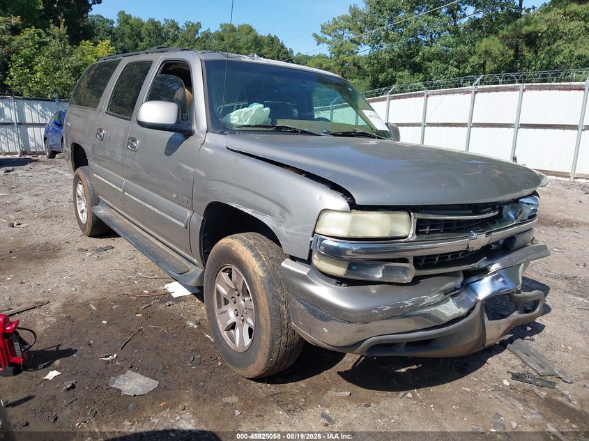 Photo of the 2000 CHEVROLET SUBURBAN 1500 LT
