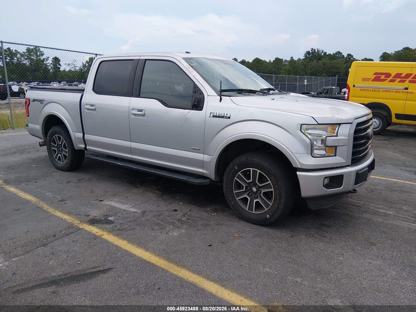 Photo of the 2015 FORD F-150 XLT