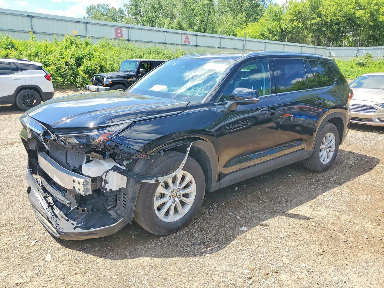 Photo of the 2026 TOYOTA GRAND HIGHLANDER XLE