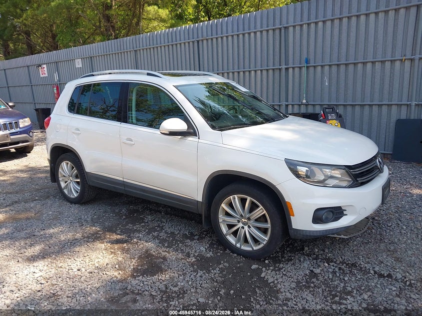Photo of the 2016 VOLKSWAGEN TIGUAN SE