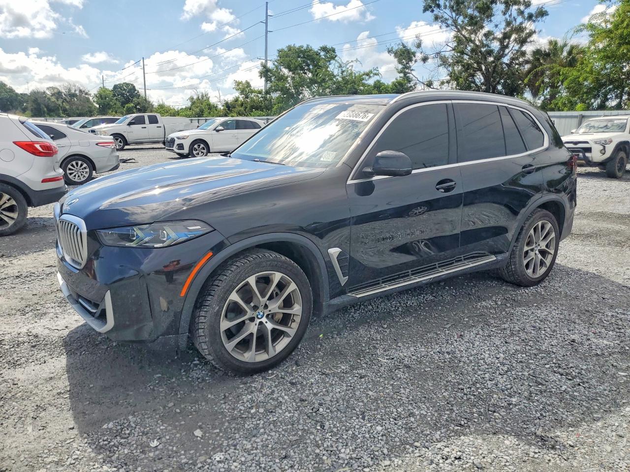 Photo of the 2024 BMW X5 SDRIVE 40I