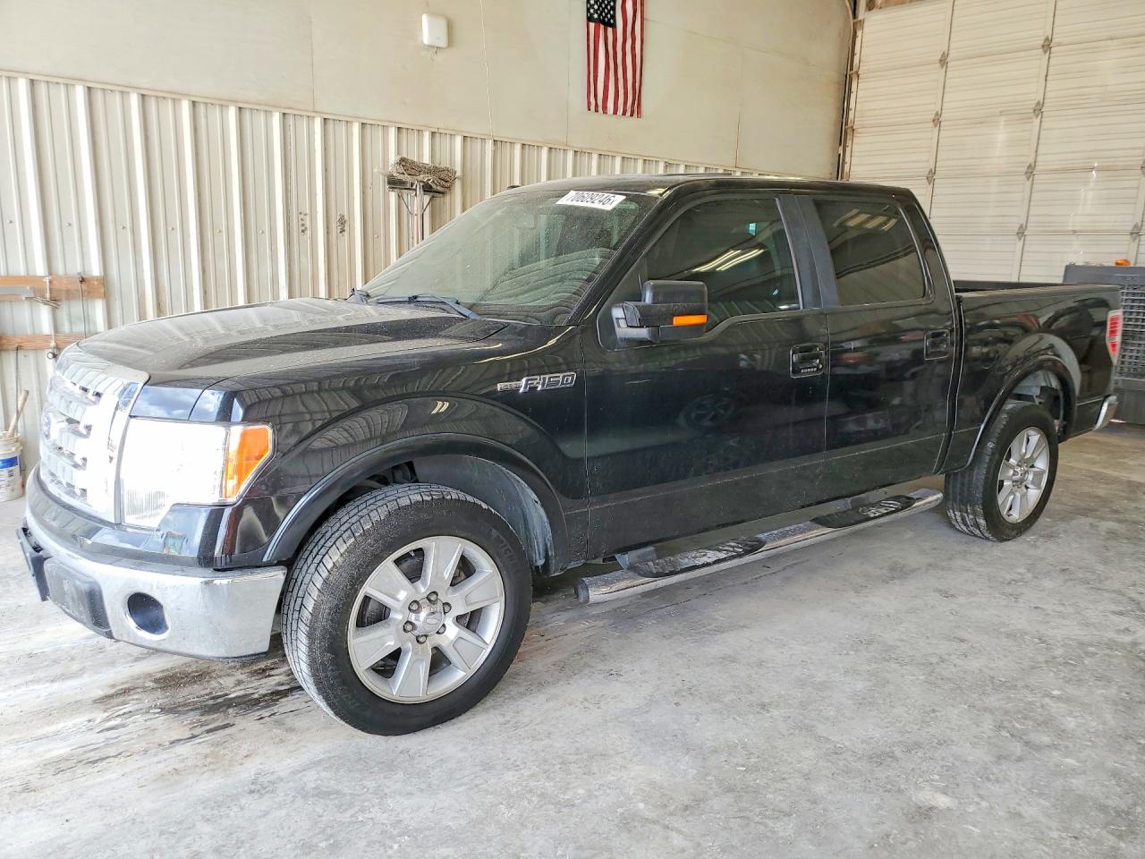 Photo of the 2010 FORD F150 SUPERCREW