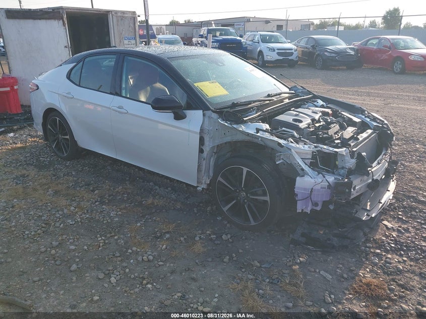 Photo of the 2020 TOYOTA CAMRY XSE