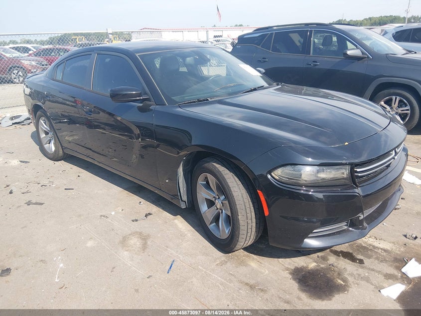 Photo of the 2015 DODGE CHARGER SE