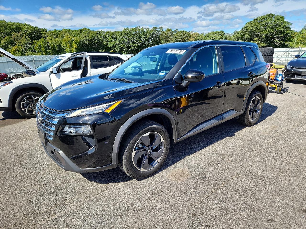 Photo of the 2024 NISSAN ROGUE SV