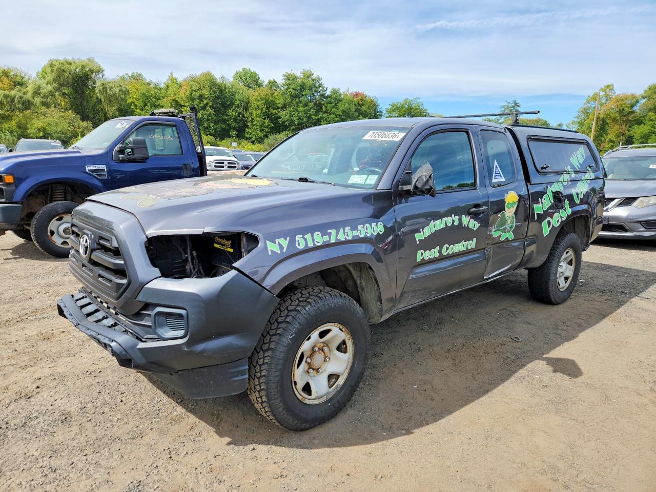 Photo of the 2017 TOYOTA TACOMA SR