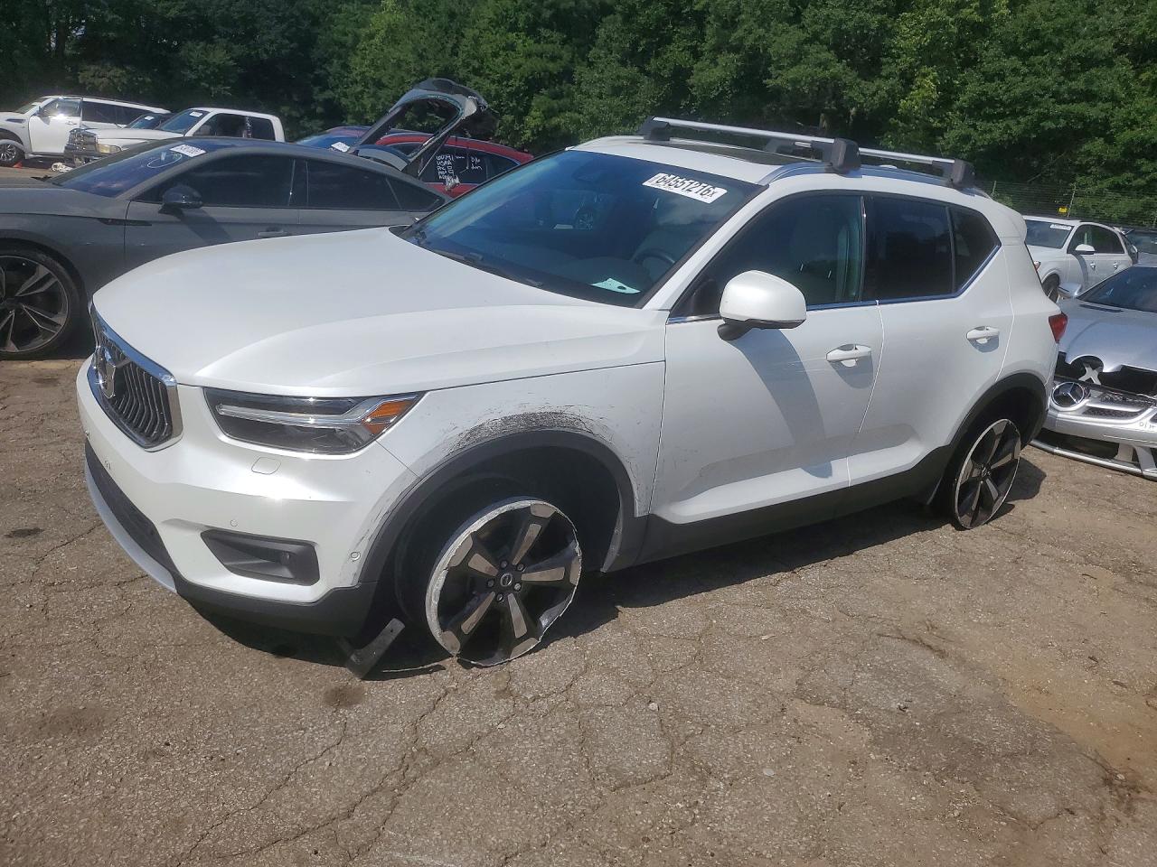 Photo of the 2019 VOLVO XC40 T5 INSCRIPTION