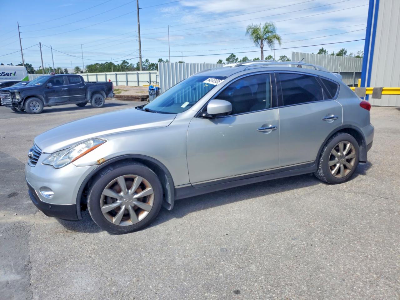 Photo of the 2008 INFINITI EX35 BASE