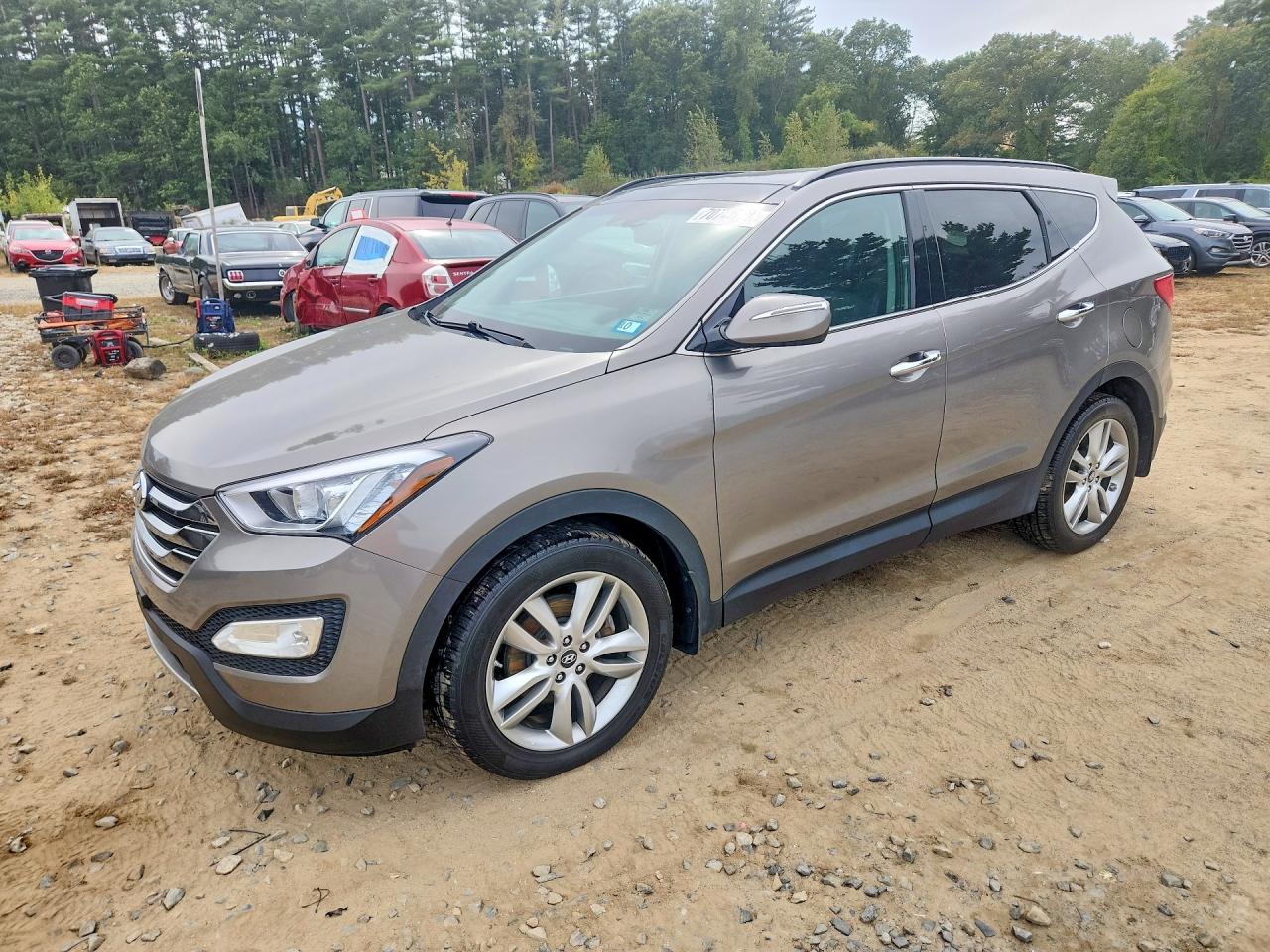 Photo of the 2015 HYUNDAI SANTA FE SPORT 2.0T